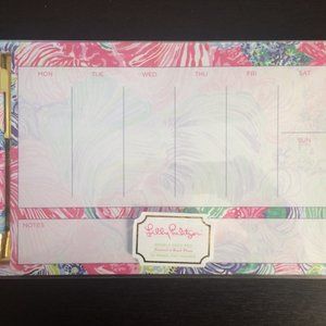 NWT Lilly Pulitzer Weekly Desk Pad Planner with Pen